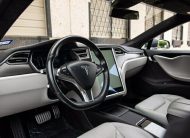 2015 Tesla S P85D Autopilot