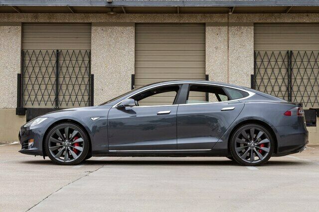 2015 Tesla S P85D Autopilot