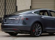 2015 Tesla S P85D Autopilot