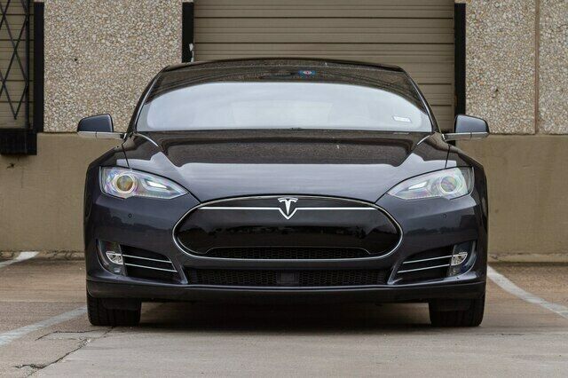 2015 Tesla S P85D Autopilot
