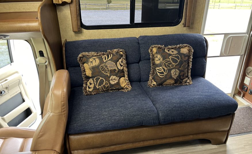 2013 Jayco Greyhawk 31DS