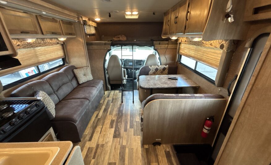 2015 Coachmen Freelander 29KS $28,700