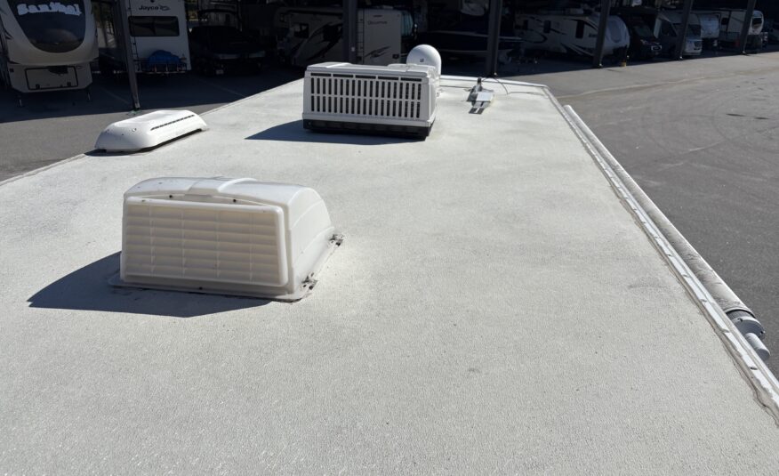 2014 Forest River  Sunseeker 2690S $32,700